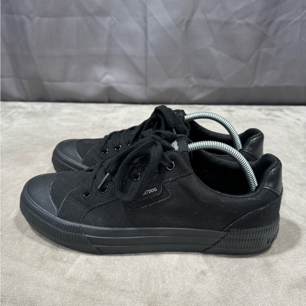 Rocket Dog Black Low-Top Canvas Sneakers - Picture 2 of 11